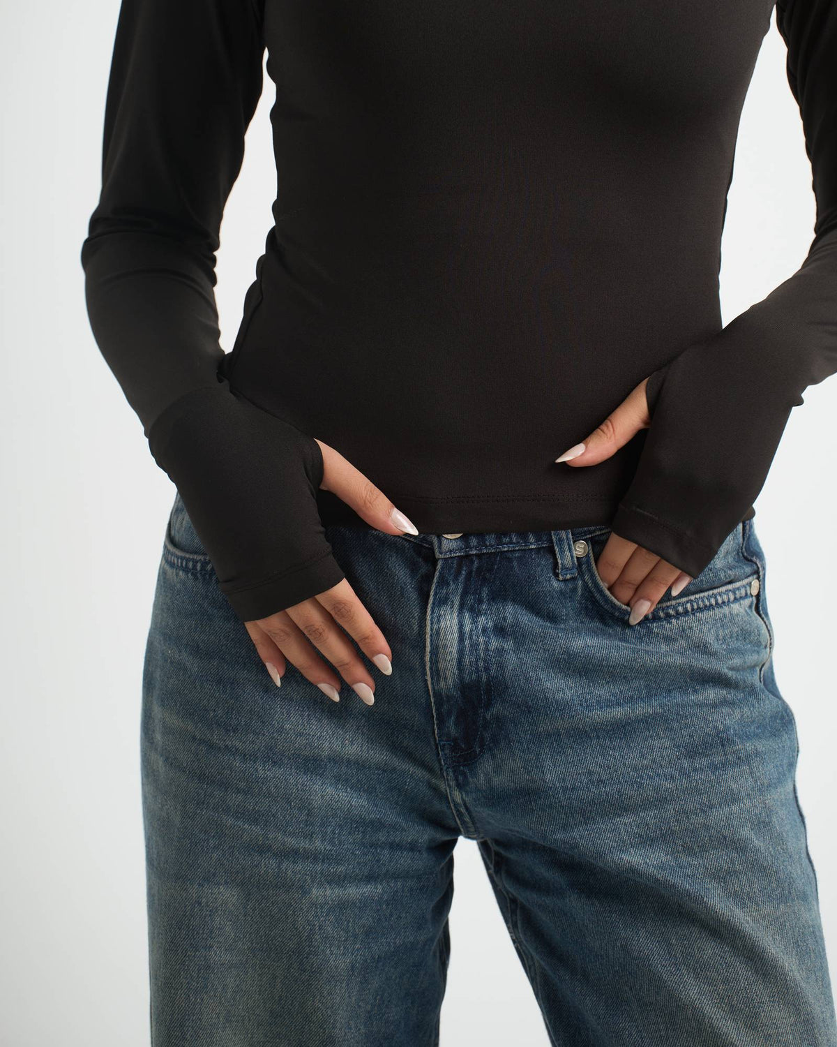 Blank V-Long Sleeve Top