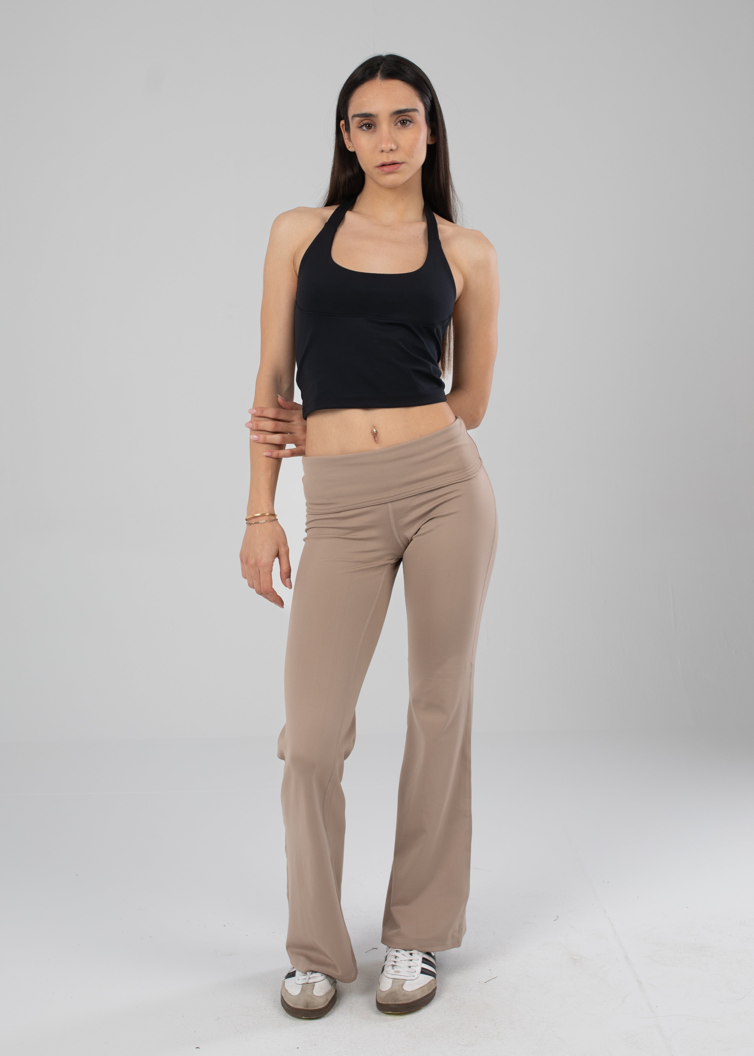 Brown (closest active match: Beige)